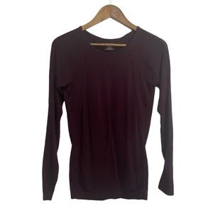 Athleta Foothill Long-sleeve tee in Dark Garnet